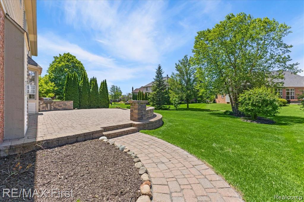 48241 Century Drive, Macomb, MI 48044 — Photo 4