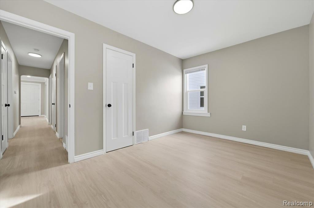 6751 Memorial Avenue, Detroit, MI 48228 — Photo 26