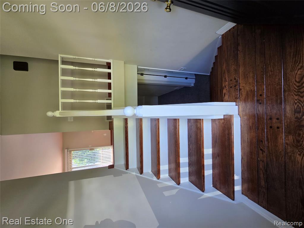 661 Harry Paul Drive, Lake Orion, MI 48362 — Photo 6