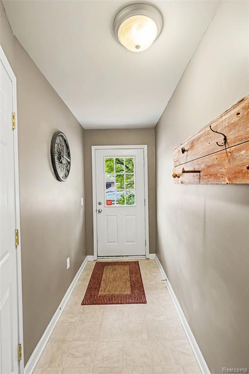 2234 Knotty Pine Trail, Howell, MI 48855 — Photo 3