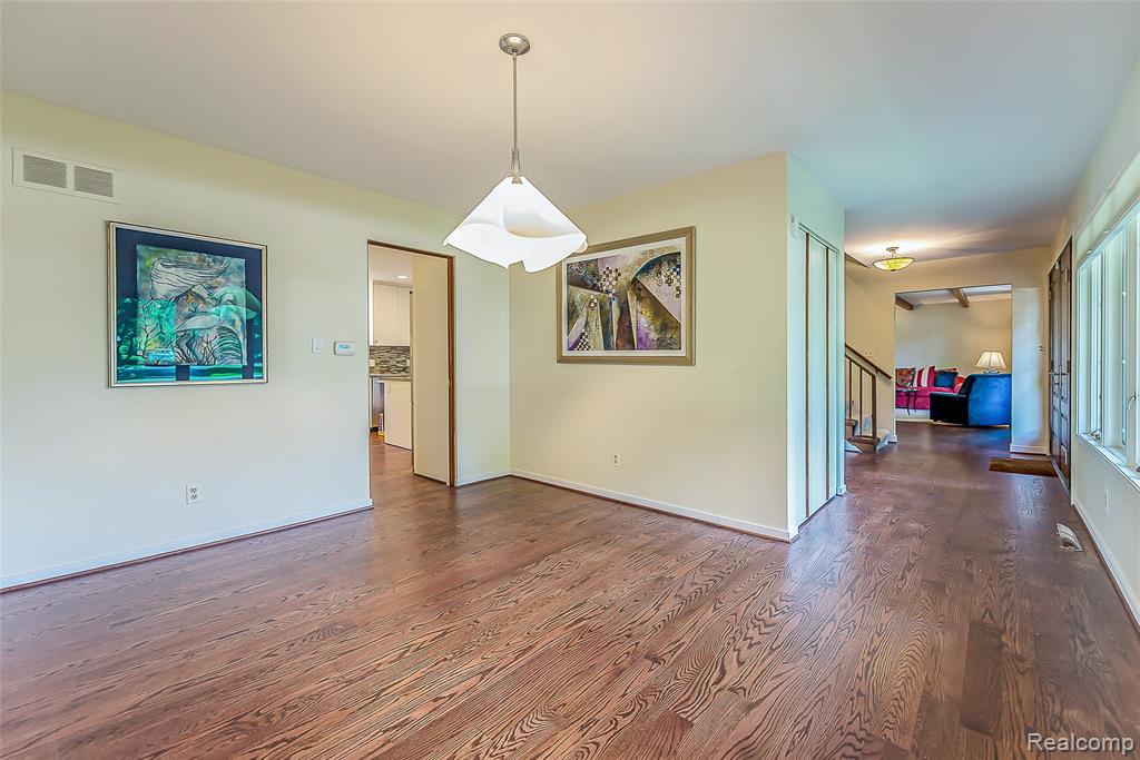581 Woodway Court, Bloomfield Hills, MI 48302 — Photo 10