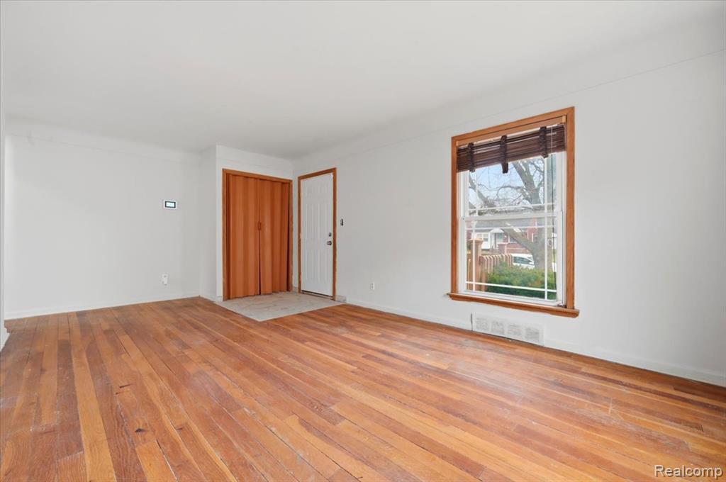 20620 Regent Drive, Detroit, MI 48205 — Photo 8