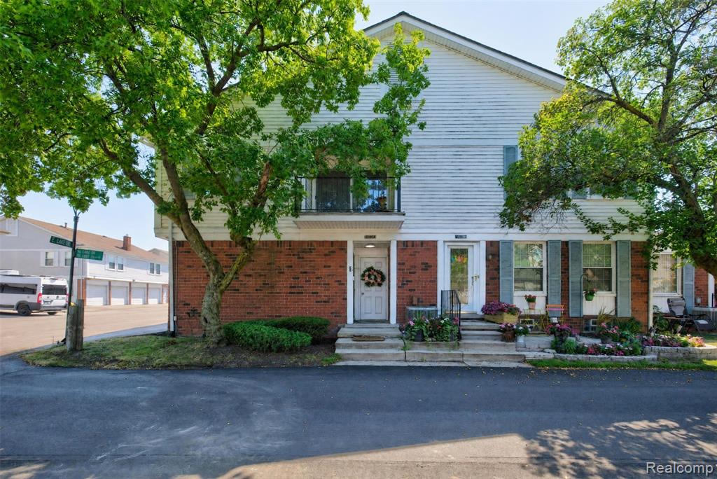 26070 N Lake Drive Drive, Harrison Township, MI