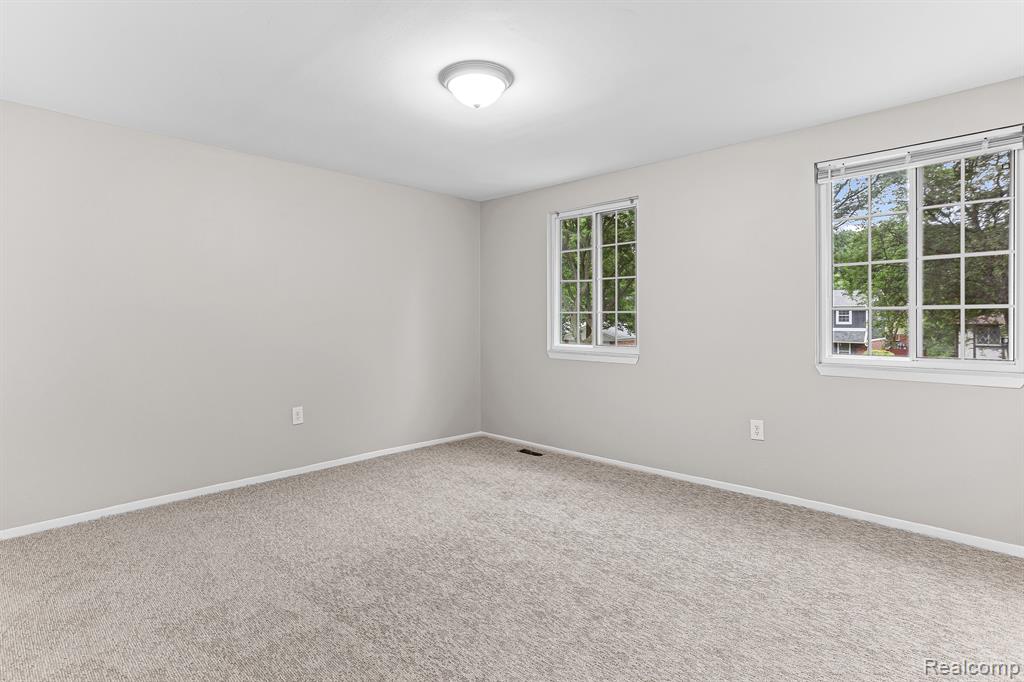 43300 OAKBROOK Court, Canton, MI 48187 — Photo 28