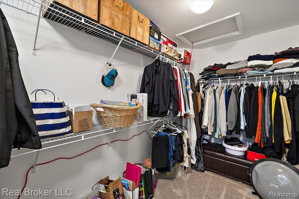 5633 GOLF POINTE Drive, Clarkston, MI 48348 — Photo 57