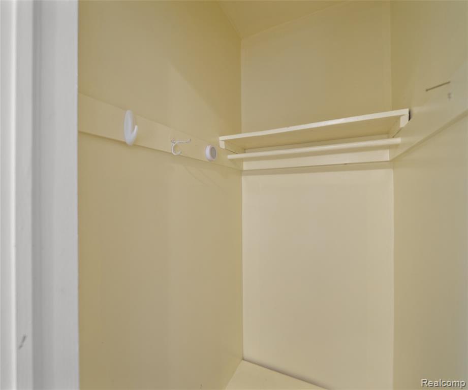 2017 HARDING Avenue, Ypsilanti, MI 48197 — Photo 16
