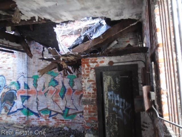 13498 HEALY, Detroit, MI 48212 — Photo 4