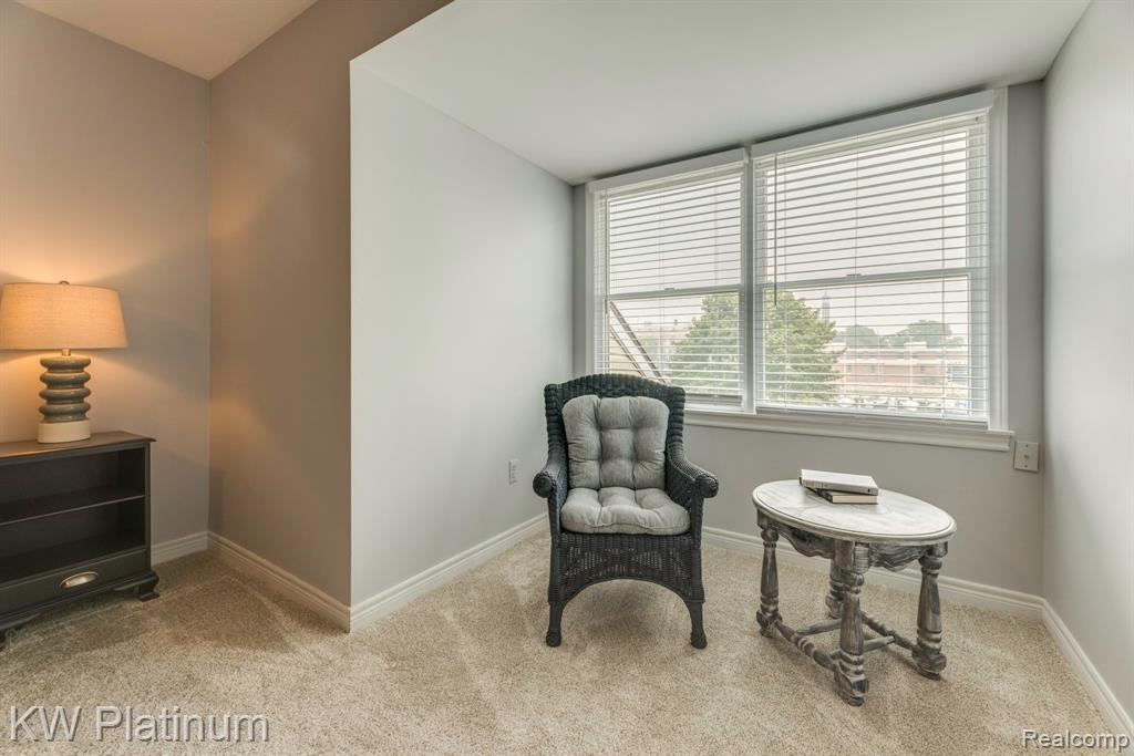 819 E Pointe, Port Huron, MI 48060 — Photo 32