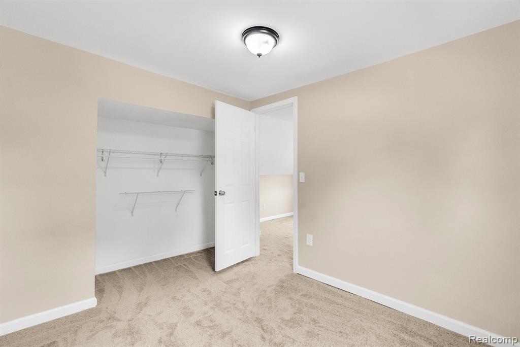 8716 Jewett Avenue, Warren, MI 48089 — Photo 30