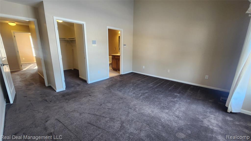 6146 Lone Oak Circle, Grand Blanc, MI 48439 — Photo 16