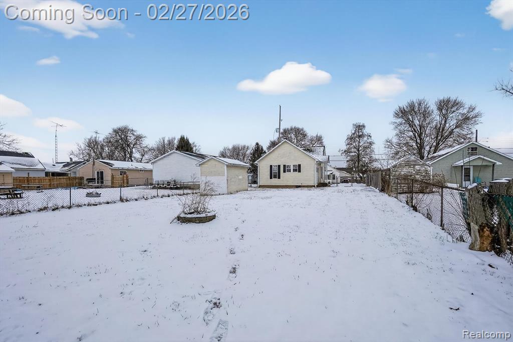 5227 Dania Street, Flint, MI 48532 — Photo 27