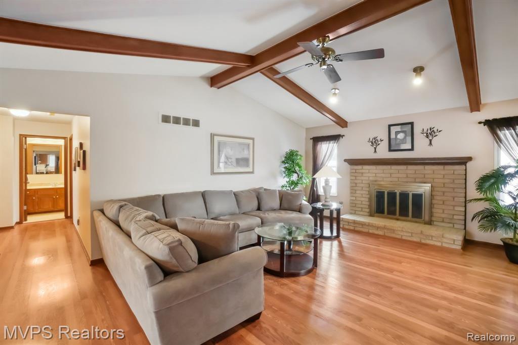 42610 ROYAL Lane, Clinton Twp, MI 48038 — Photo 3