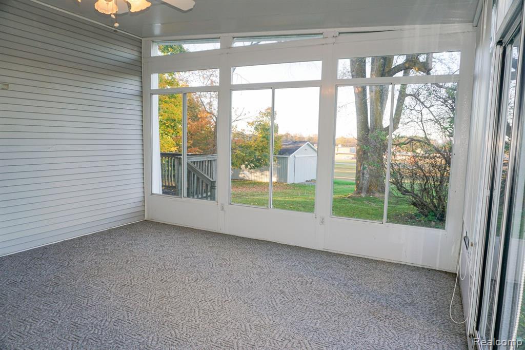 318 W MAPLE Street, Byron, MI 48418 — Photo 20