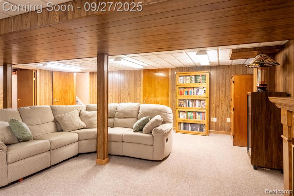 878 Champaign Road, Lincoln Park, MI 48146 — Photo 24