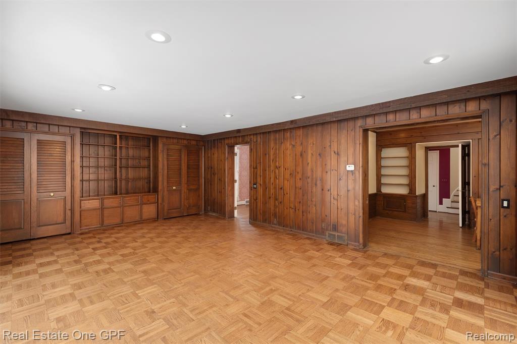 636 Middlesex Road, Grosse Pointe, MI 48230 — Photo 10