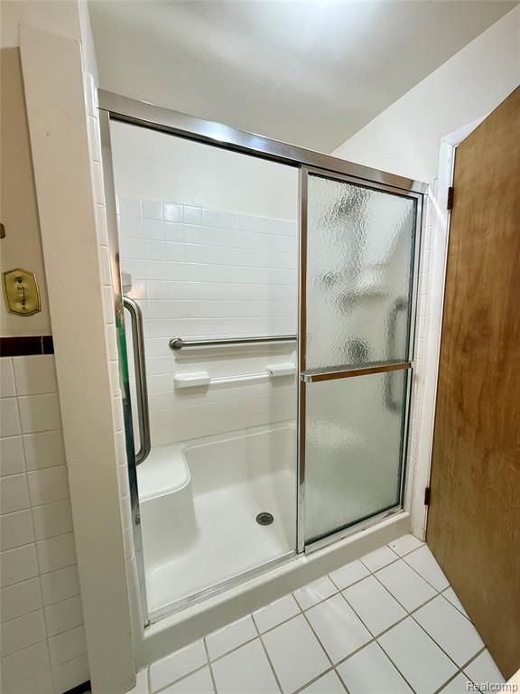 411 Jefferson Street, Fenton, MI 48430 — Photo 16
