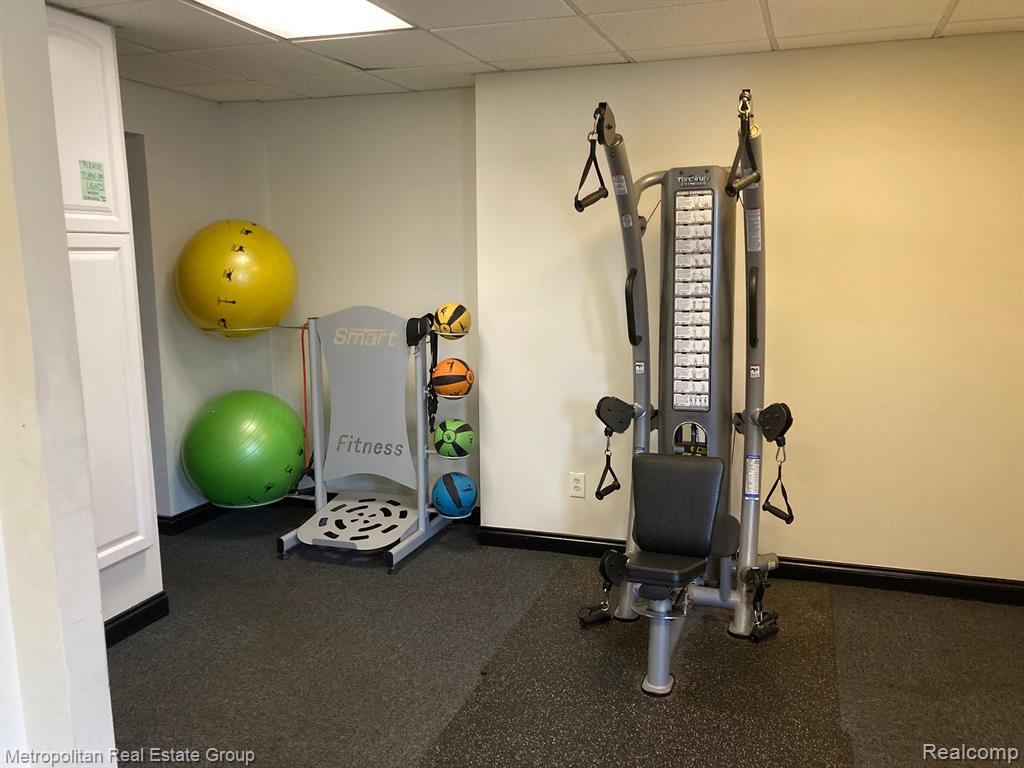 2900 E JEFFERSON Avenue, A-701, Detroit, MI 48207 — Photo 27