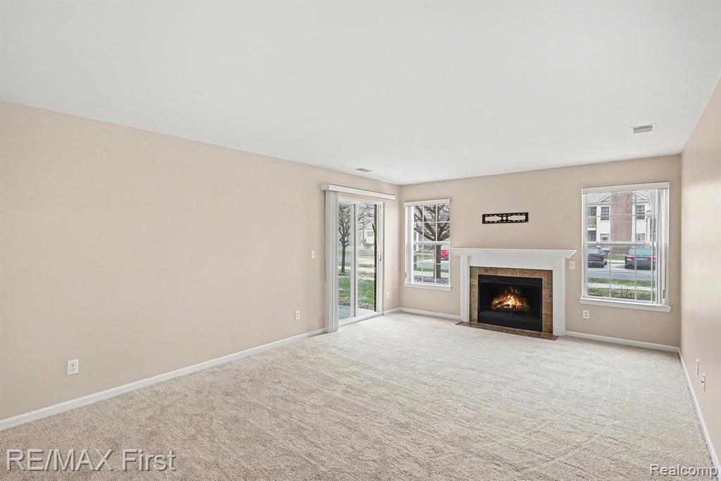 46124 Allenton Drive, Macomb, MI 48044 — Photo 3