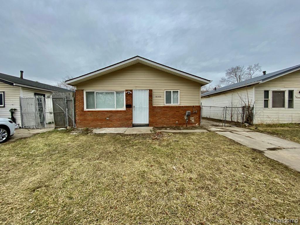9145 DECATUR Street, Detroit, MI 48228 — Photo 2