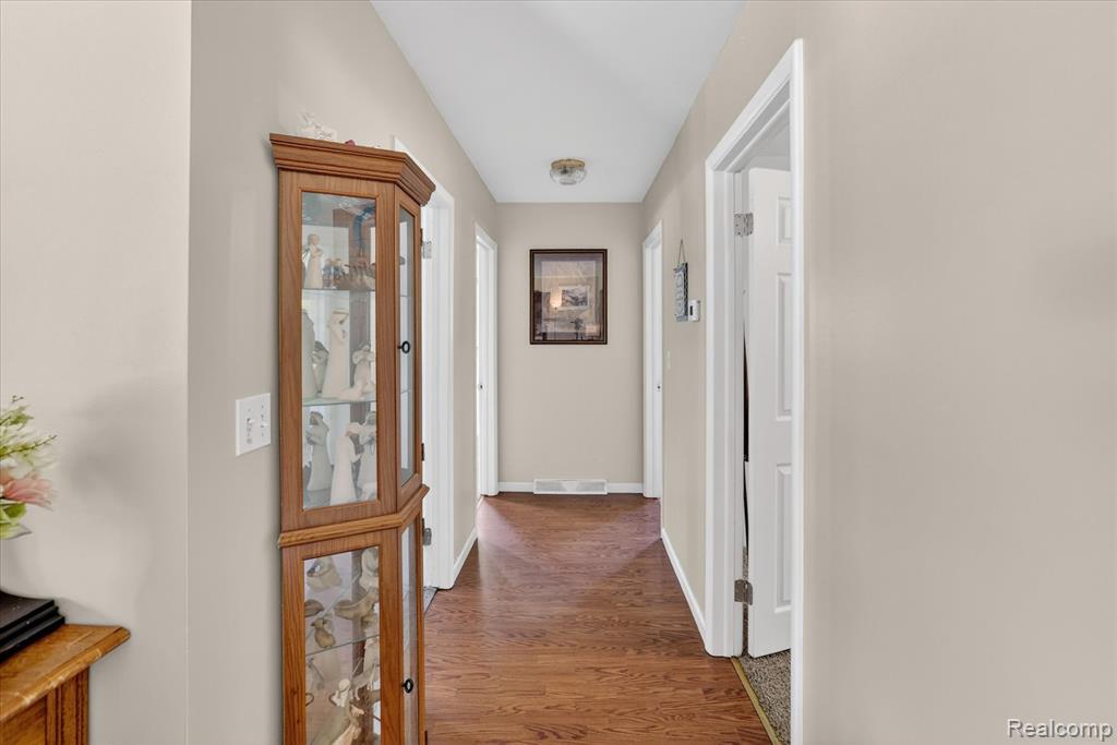1027 Valley Drive, Caro, MI 48723 — Photo 11