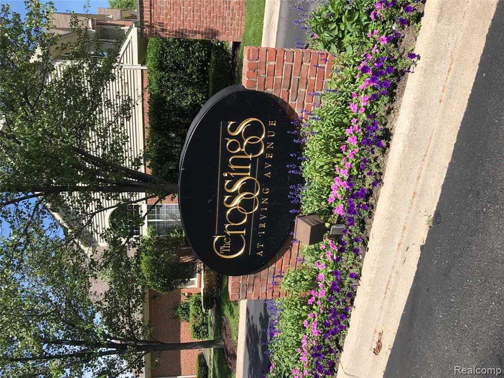 420 James Circle, Royal Oak, MI 48067 — front exterior