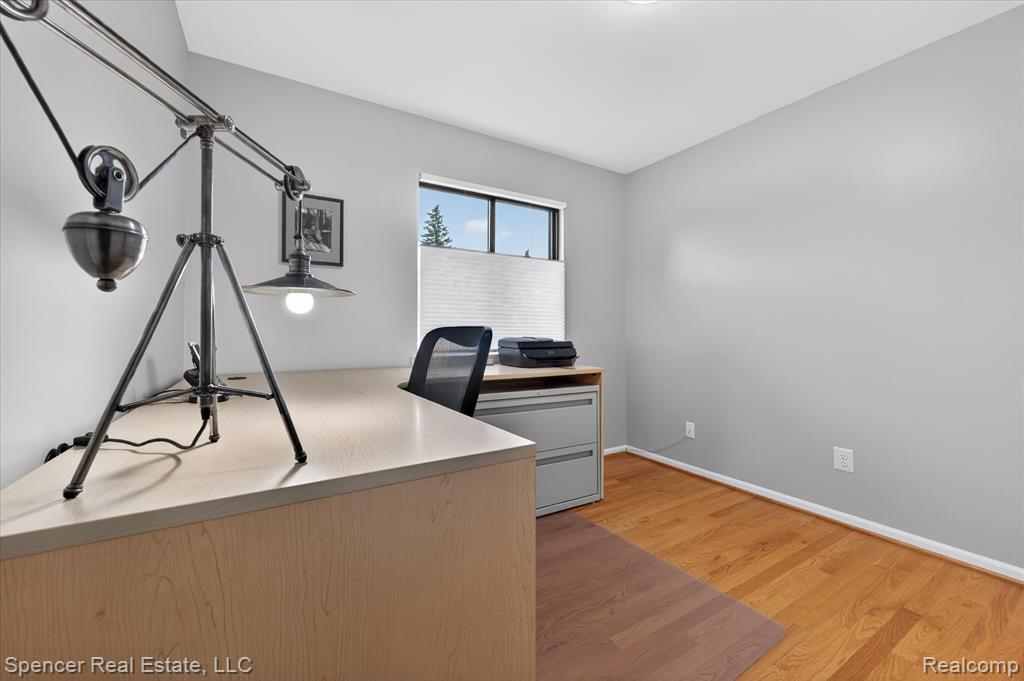 5988 Waldon Road, Clarkston, MI — Photo 19