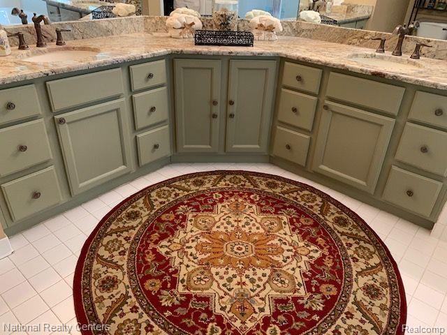 4952 STILLMEADOW Drive, Howell, MI 48843 — Photo 17