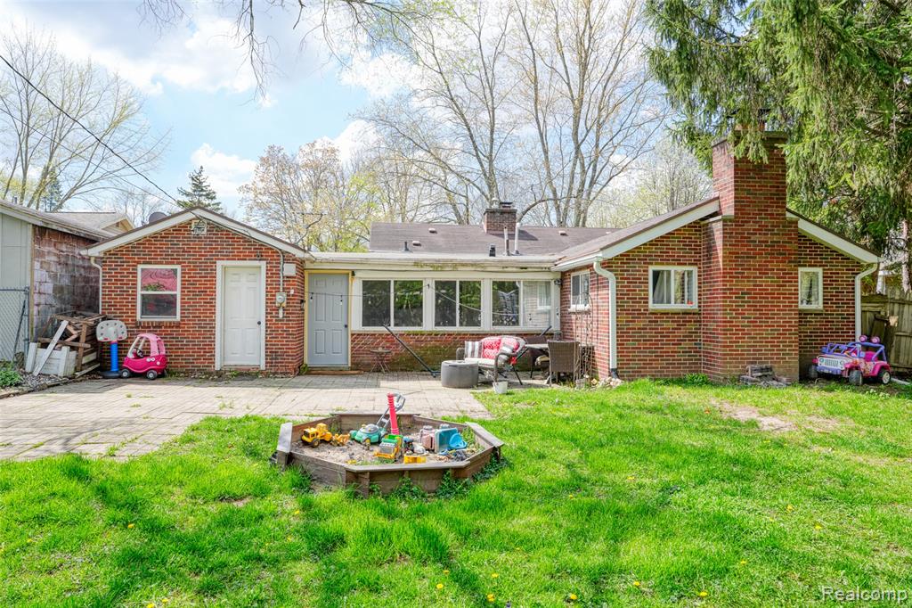 317 Crossman Street, Williamston, MI 48895 — Photo 28