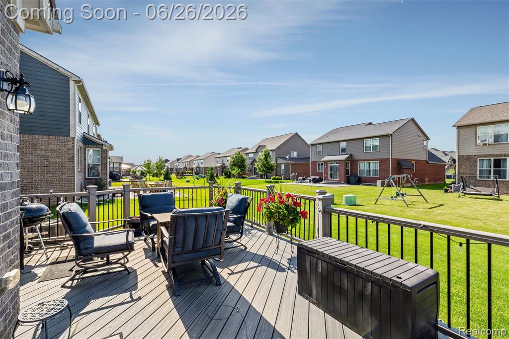 50302 Maywood, Canton, MI 48188 — Photo 30