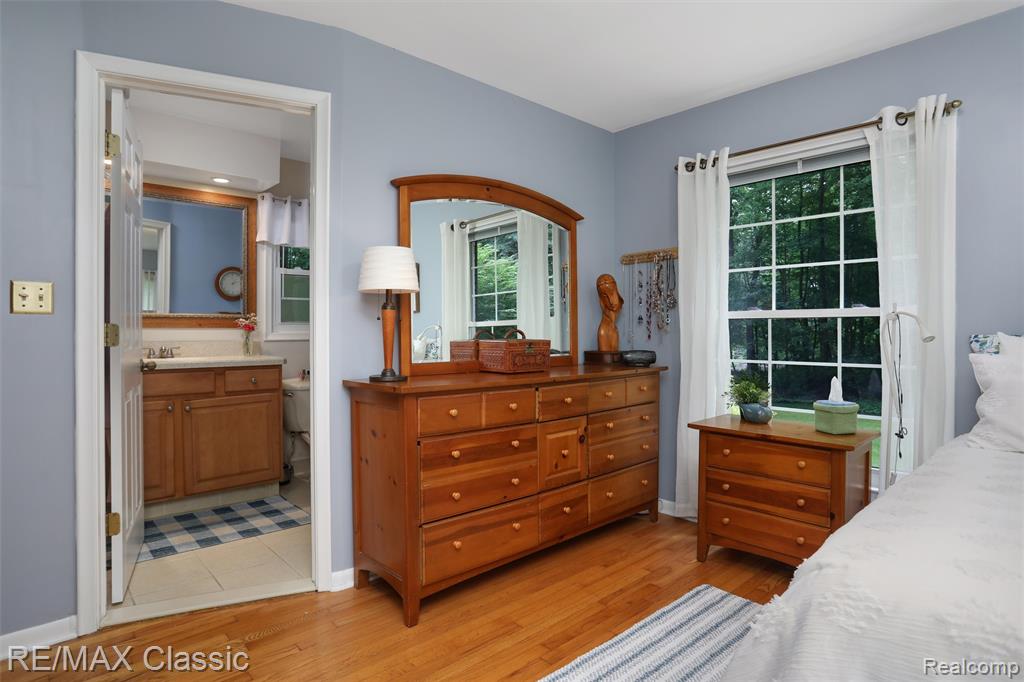 45100 Thornapple Lane, Northville, MI 48168 — Photo 28