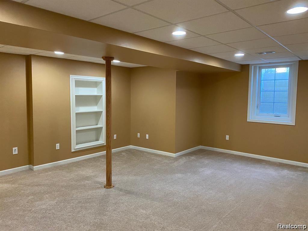 49691 COURTYARD Lane, Canton, MI 48188 — Photo 41