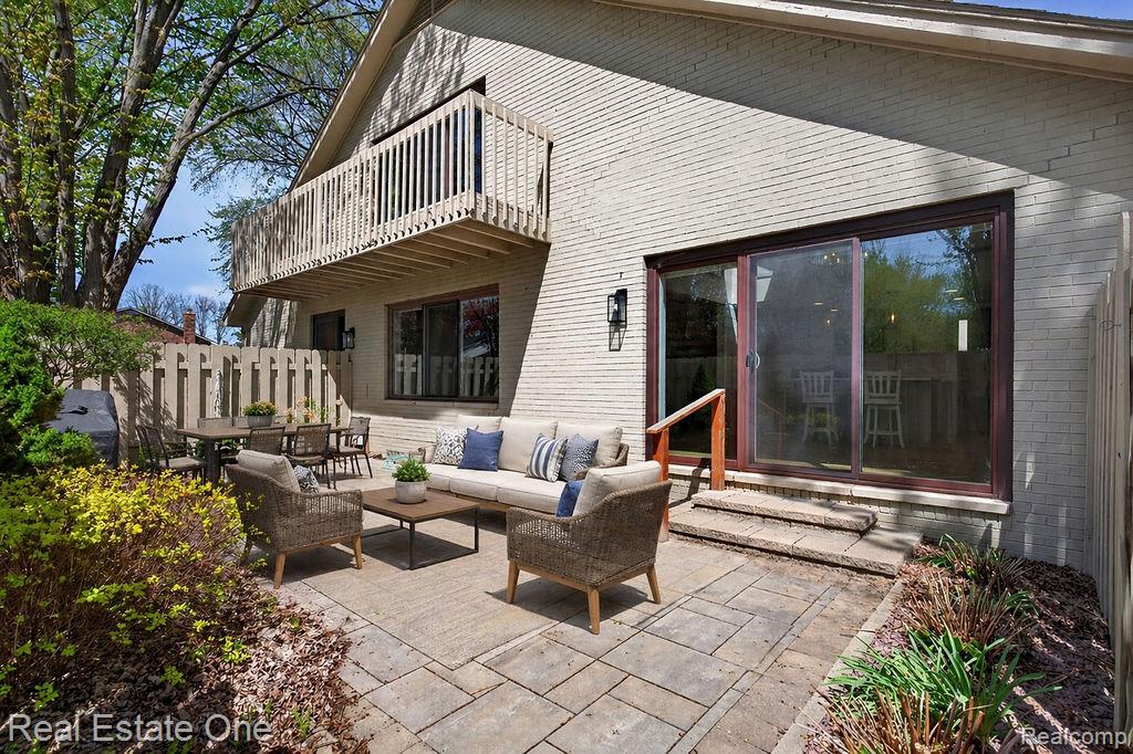 42660 Elizabeth Place, Clinton Twp, MI 48038 — Photo 38