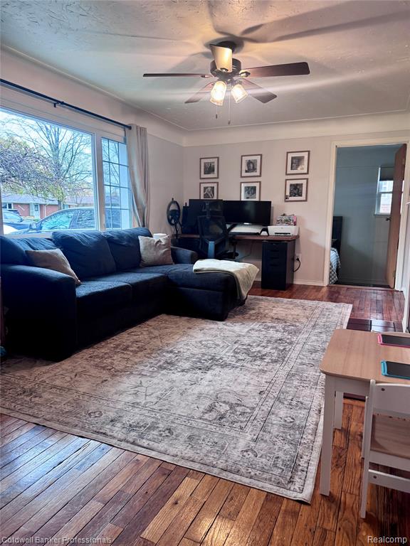 33103 Edgegrove, Fraser, MI 48026 — Photo 3