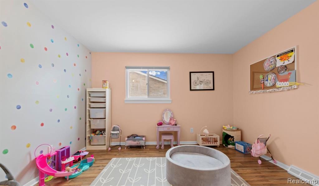 28426 Chatham Road, Grosse Ile, MI 48138 — Photo 19