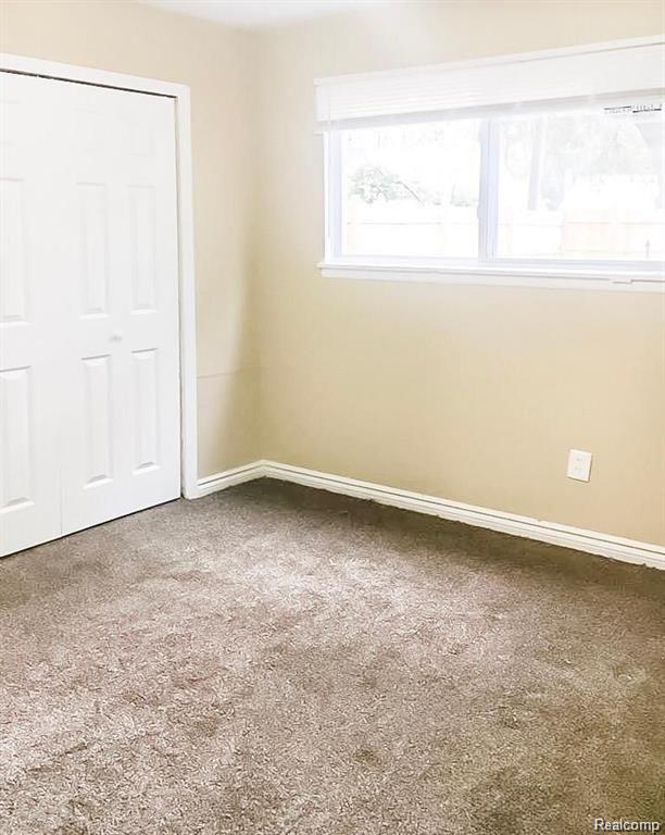 8090 ROBSON Street, Detroit, MI 48228 — Photo 9