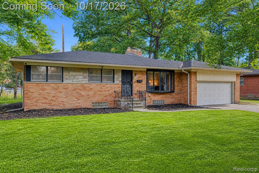 19406 Greenwald Drive, Southfield, MI 48075