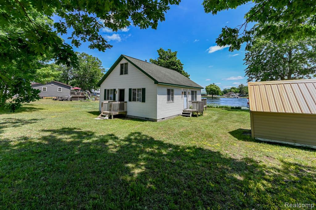 6575 Circle Drive, Harrison, MI 48625 — Photo 3