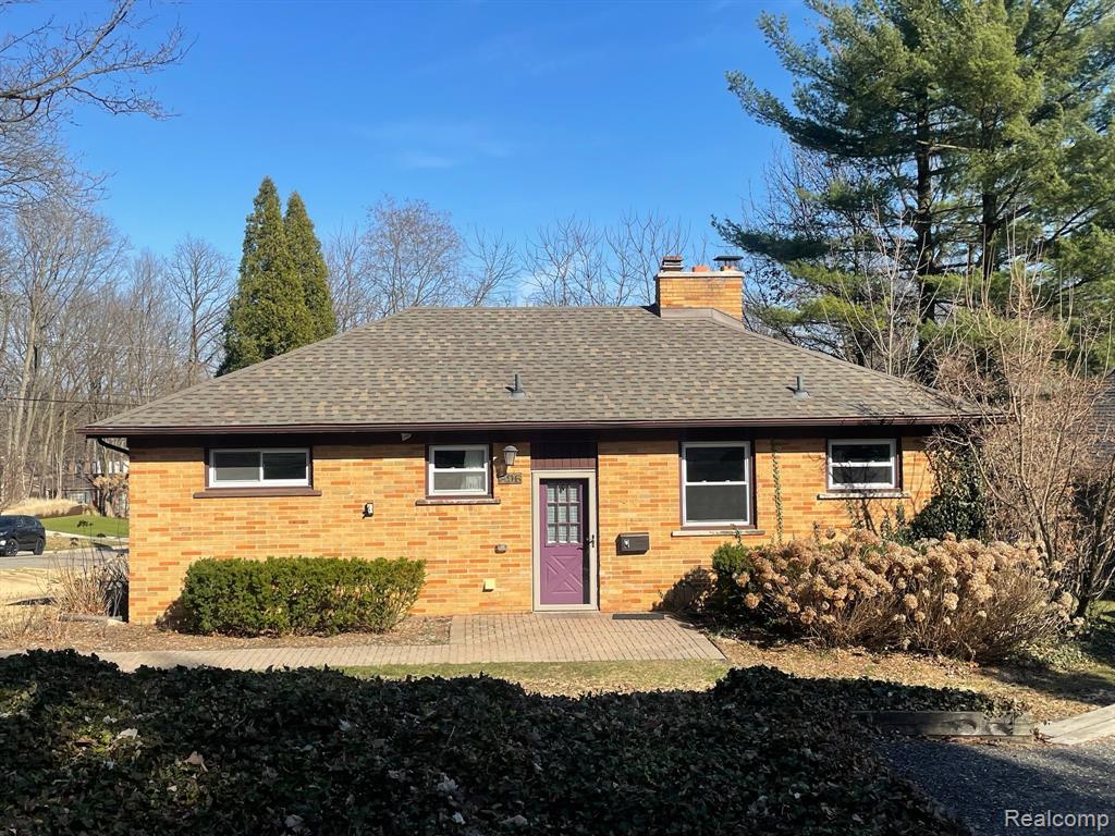 896 Carpenter Street, Northville, MI 48167 — front exterior