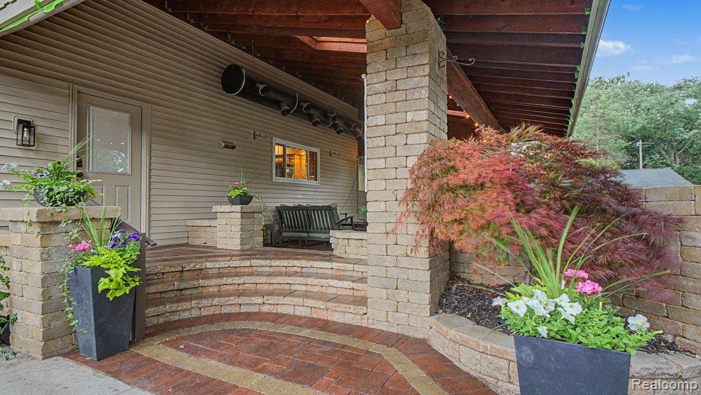 1010 Genesee Drive, Royal Oak, MI 48073 — Photo 69