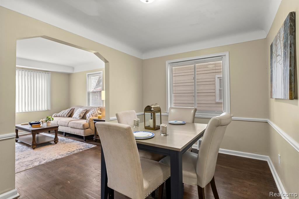 908 STEWART Avenue, Lincoln Park, MI 48146 — Photo 7