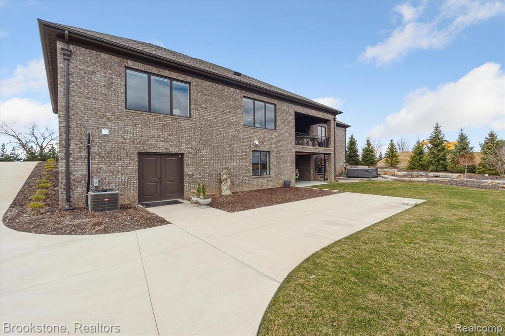 67222 Greystone Court, Washington, MI 48095 — Photo 57