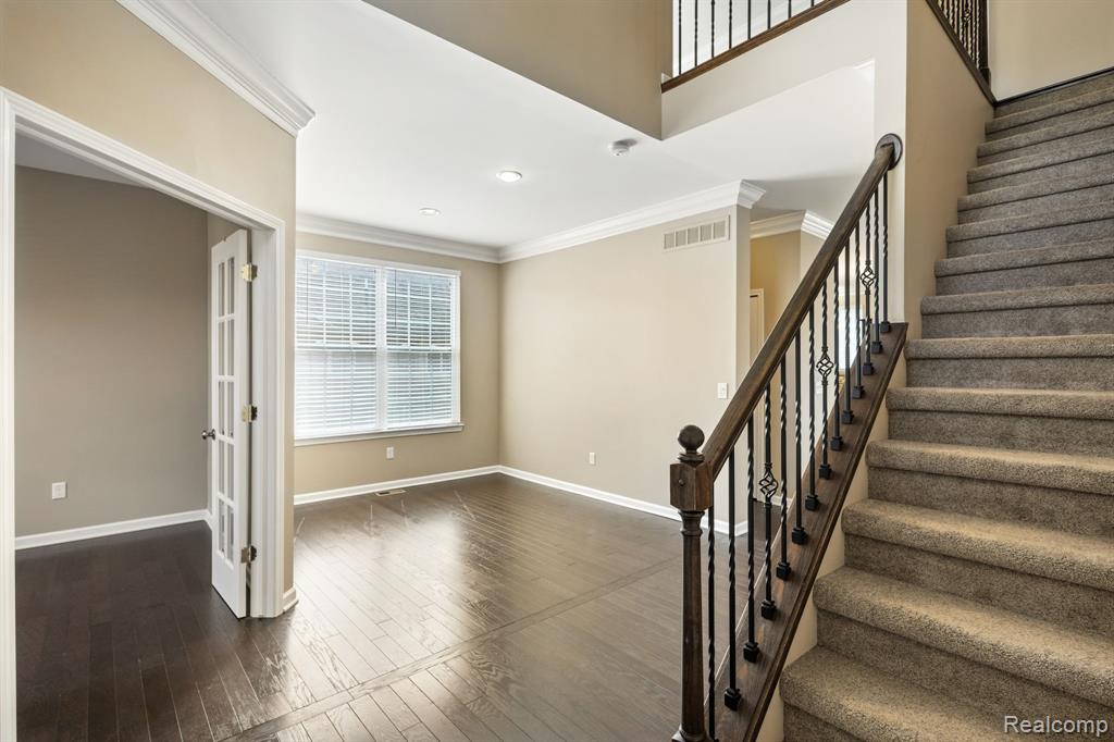 50219 Cheltenham Drive, Macomb, MI 48044 — Photo 2