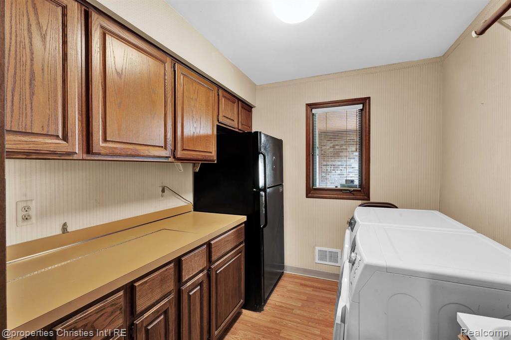 5641 SUSSEX Drive, Troy, MI 48098 — Photo 23