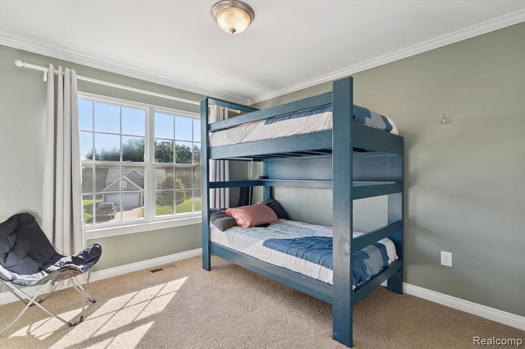7056 Glenmeadow Court, Grand Blanc, MI 48439 — Photo 29