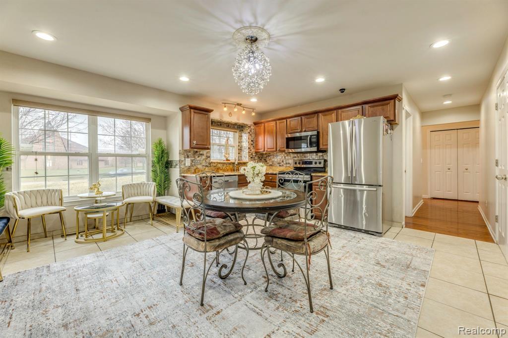 4021 RICHFIELD Drive, Sterling Heights, MI 48314 — Photo 10
