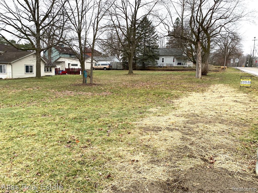 VL Seneca Street, Goodrich Vlg, MI — front exterior