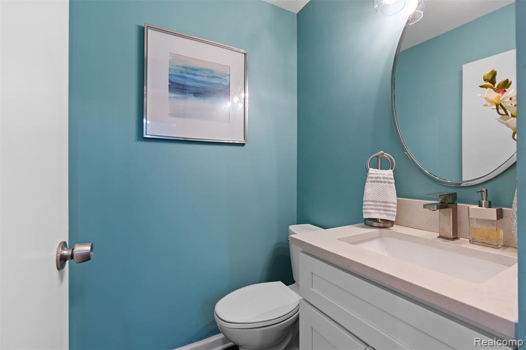 5000 Town Center Center, 306, Southfield, MI 48075 — Photo 13