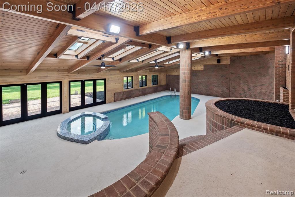5305 Elmgate Bay Drive, Orchard Lake Village, MI 48324 — Photo 42