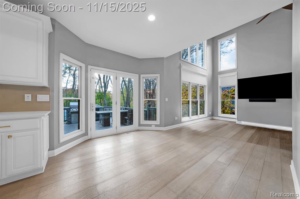 9751 Kingston Pointe Drive, Clarkston, MI 48348 — Photo 15