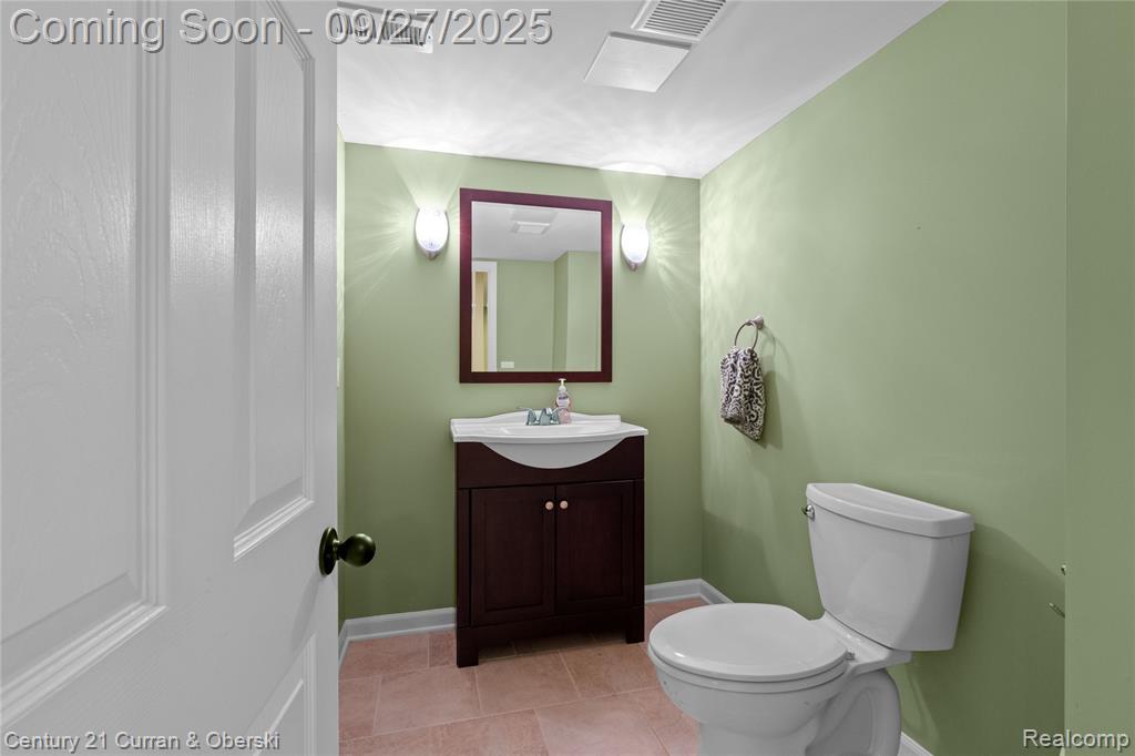 61555 Brookway Drive, South Lyon, MI 48178 — Photo 46